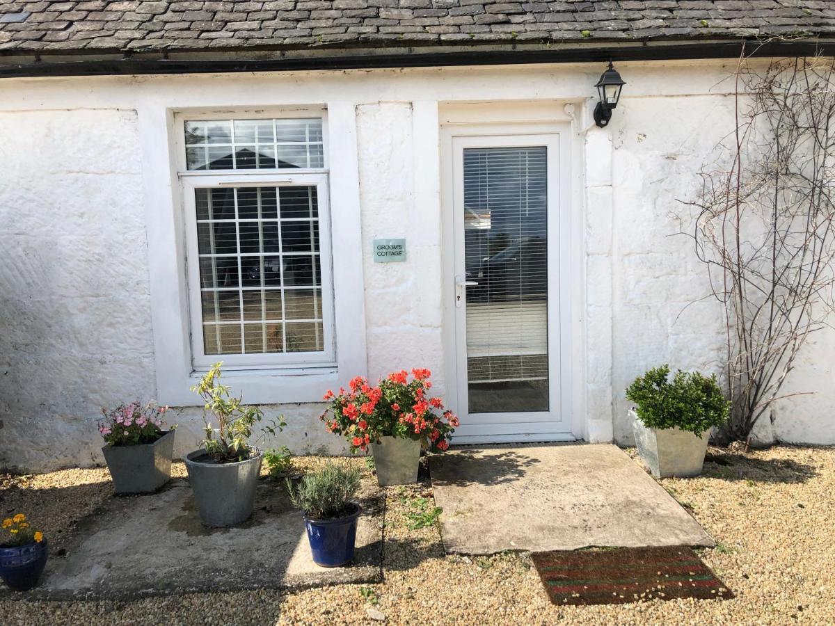 Grooms Cottage Outside Hot Tub Beith Buitenkant foto